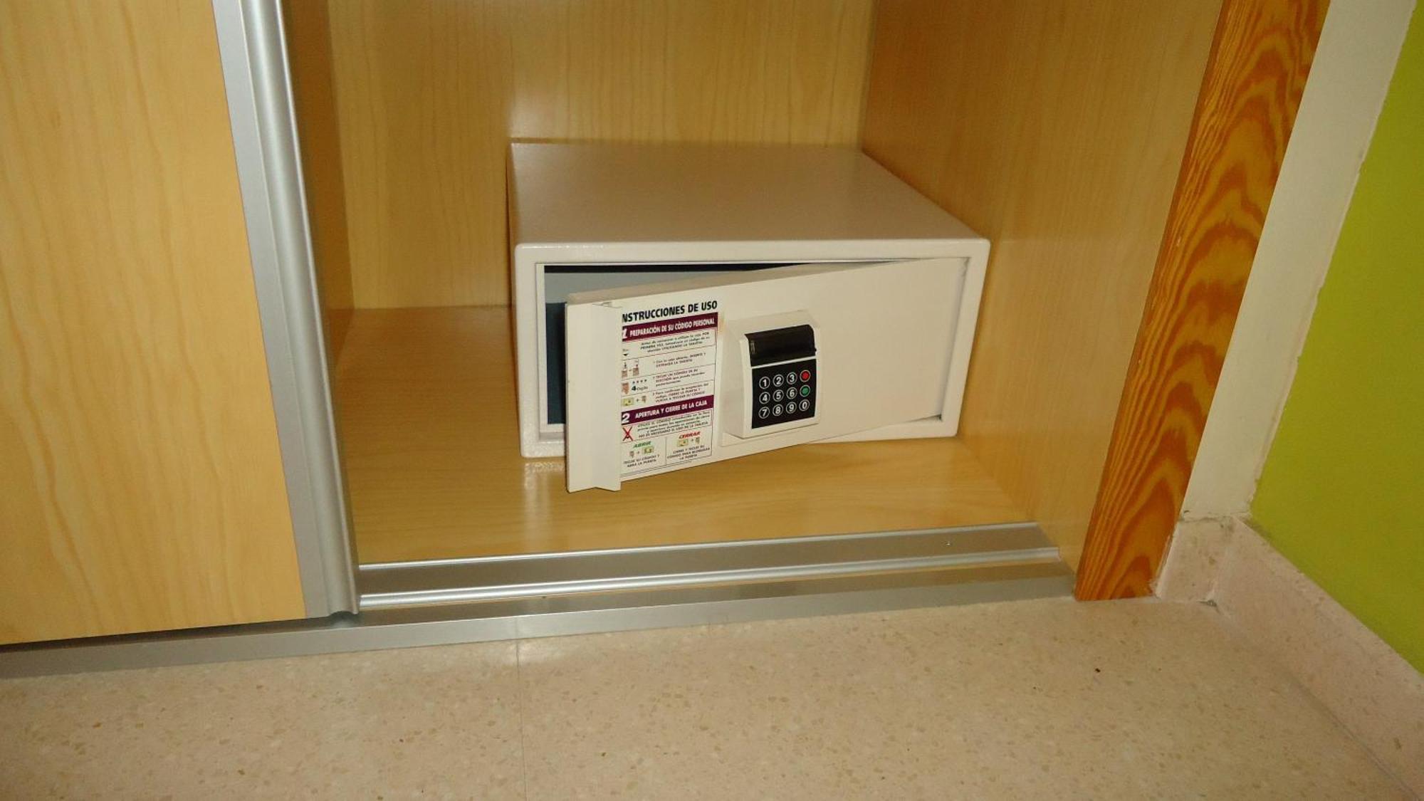 Apartamentos Europa House Sun Beach Guardamar del Segura Rom bilde